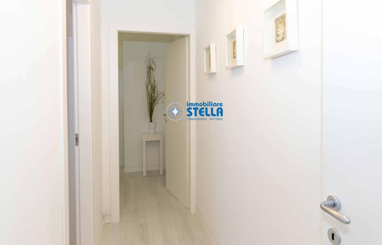 Condominio Sirene Лидо-ди-Езоло Экстерьер фото